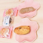 Kashi Doko Izumiya Denbee Karuizawa Ten - 