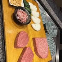 仙台牛と和風個室 すていき小次郎 - 