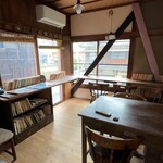 田渕商店 - 2階席