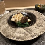 あま木 - 鱈の白子炭火焼き　春菊