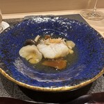 あま木 - 白甘鯛鱗焼き　キノコ餡