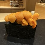 あま木 - 雲丹軍艦　たっぷりの雲丹、至福です♡