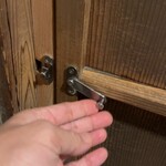 田渕商店 - 昭和のトイレのカギはこれですよね