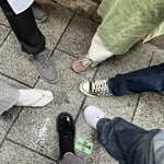 山玄茶 - 大将もご一緒にいつものポーズ∠(　˙-˙  )／