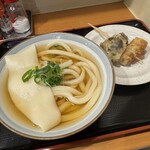 純手打ち讃岐うどん五郎 - あつあつうどん小¥600
                                ミニちくわ&こんぶ¥150