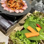 サムギョプサルと韓国料理 ツツムサンパ - 