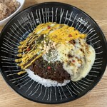 コスギカレー - 濃すぎチキンカレーDX（ご飯少なめ）、からあげ