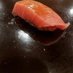 276377973 - 中トロ