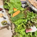 サムギョプサルと韓国料理 ツツムサンパ - 