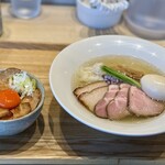 宍道湖しじみ中華蕎麦 琥珀 - 