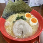 横浜家系ラーメン 赤家 前山店 - 