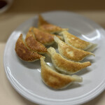 ギョーザ専門店 黒兵衛 - 