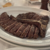 AKARENGA STEAK HOUSE - 