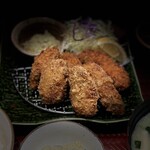 大戸屋 - 料理写真:広島県産大粒牡蠣フライ6個定食