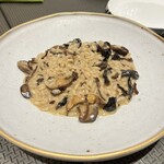 Mr.Porcino - 季節の香りのキノコのリゾット