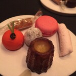 ガストロノミー ジョエル・ロブション - 