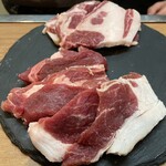 札幌成吉思汗 しろくま  札幌本店 - 生ラム&生マトン