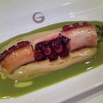 リストランテ G - 柔らかく煮込んだま蛸のソテー 白インゲン豆のクレーマとローズマリーのソース