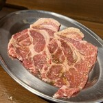 ホルモン えにし - トン肩ロース