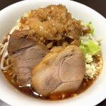 麺屋くろ松 - チャーシューと背アブラたまらんのう❤︎