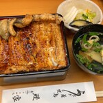 鰻家(うな重特上、肝吸い)