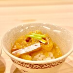 味ひろ - 先付けは海鼠腸の飯蒸し！