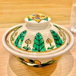 味ひろ - 何のお椀やら…