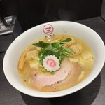 横浜中華そば 維新商店 本店 - 