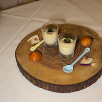 Vintage with Restaurant - 