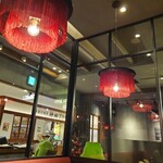 韓国カフェ イヨサンソウル - ステキな店内