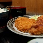 Onigiri Yasan - とんかつ側。