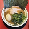 家系ラーメン 王道家直伝 との丸家  八潮店
