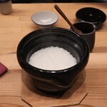 肉料理ふくなが - 名物レアハンバーグ（汁でご飯も頂く）