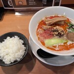 札幌担々麺なり屋 - 