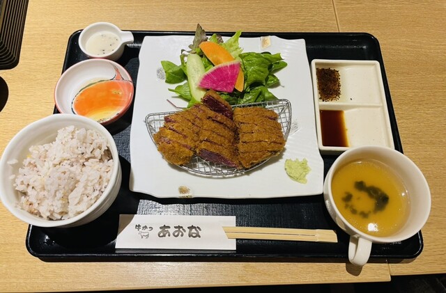 牛かつあおな 新宿店 - 新宿西口/牛カツ | 食べログ