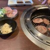 焼肉ホルモン 王道 川西店