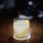 Bar Nave - ① ルレクチェのコープスリバイバー：白ラム