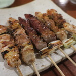 やきとり山平 - ねぎま　モツ　皮付き