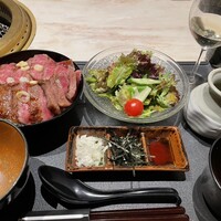 牛の達人　Private 西新宿店 - 