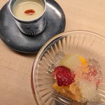 水の - 水物　プリンとフルーツ