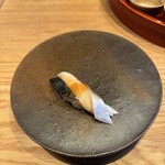 すし処 ひさ田 - 〆鯖芥子醤油掛け 