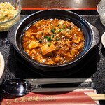 重慶酒楼 - 麻婆豆腐定食
