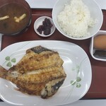 四日市ヒモノ食堂 - 