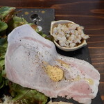 La Rondine - 自家製ハムともち麦のアップ