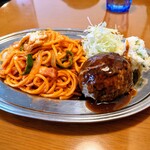 カミヤ - ナポリタンとハンバーグ