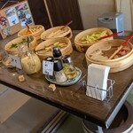 艸と手と水 - ビュッフェ