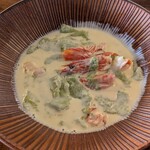 艸と手と水 - 昼食