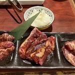 焼肉TABLEさんたま - ハラミ食べ比べ