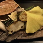 津の守坂 小柴 - 