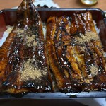 うなぎ割烹山田 - 上直重　山椒ふりふり